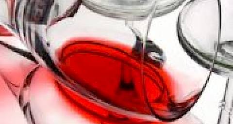 Njemačka: Suđenje ugostitelju koji je maloljetnika poticao da pije alkohol