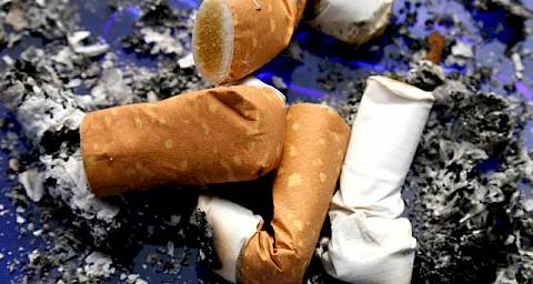 Otrovni sastojci cigarete ostaju svuda oko nas