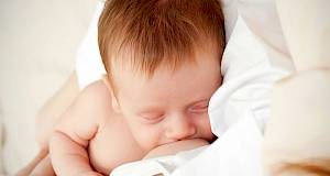 Dojenje tijekom prvih šest mjeseci može spriječiti infekcije kod djeteta