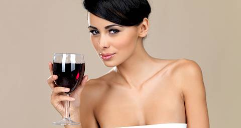 RECEPT: isprobali smo masku za lice od crnog vina!