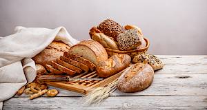 Izbacivanje kruha može donijeti štetu vašem organizmu, a nećete smršavjeti!