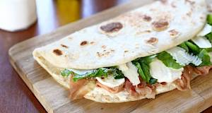 Piadina Romagnola: Jednostavan talijanski klasik koji je savršena baza za najbolje sendviče